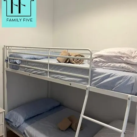 Family Five Apartment